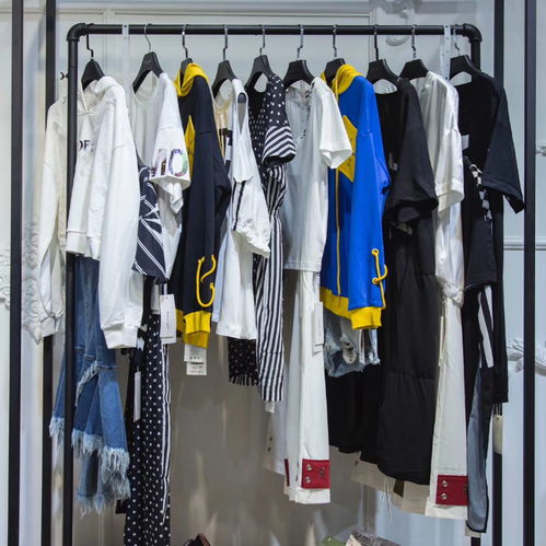 精品水貂專柜女裝 19夏季高貴典雅風(fēng)，萬眾期待的折扣盛宴